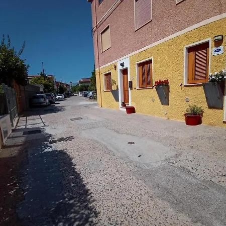 B&B La Caletta Alojamento de Acomodação e Pequeno-almoço 2*