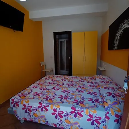 Alojamento de Acomodação e Pequeno-almoço B&B La Caletta